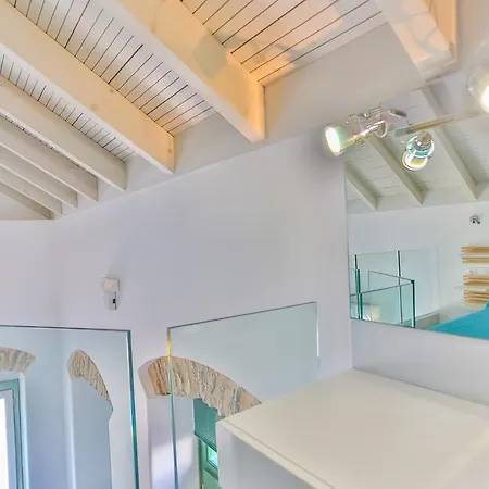 Annika Deluxe Apartment Symi