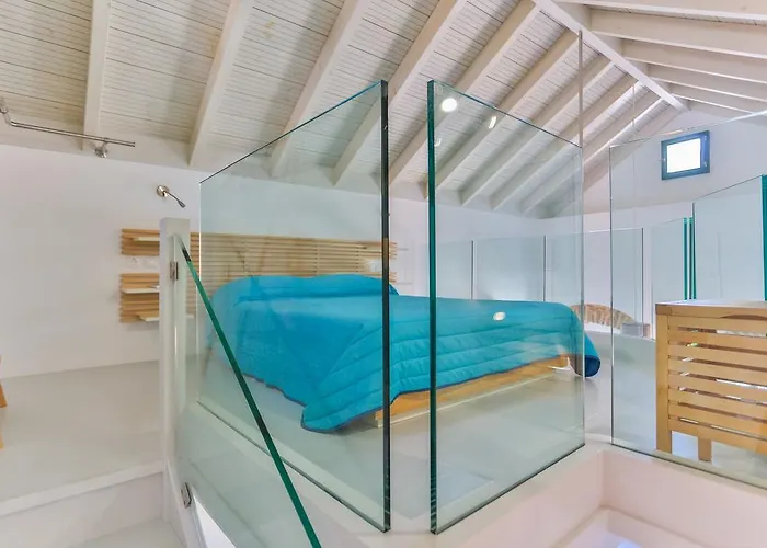 Annika Deluxe アパート